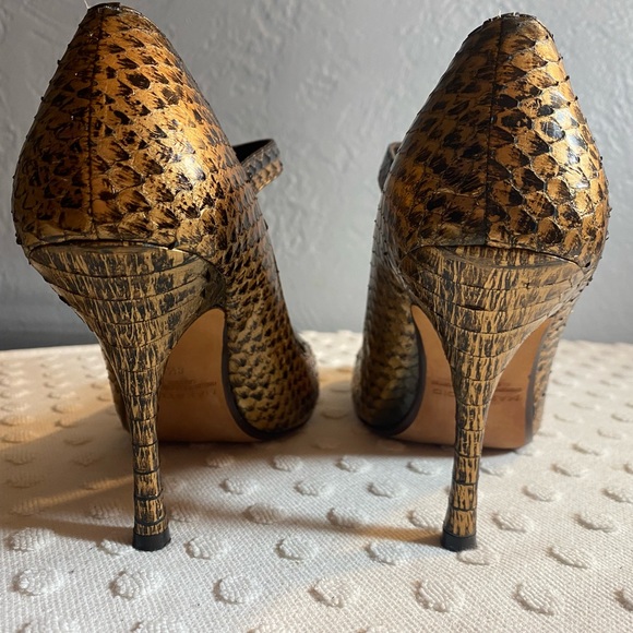 MAX STUDIO  Copper Color Toshi Genuine Snakeskin Heels - Picture 4 of 15